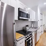 1290-8 New Renovated 2 Bedrooms In Ues