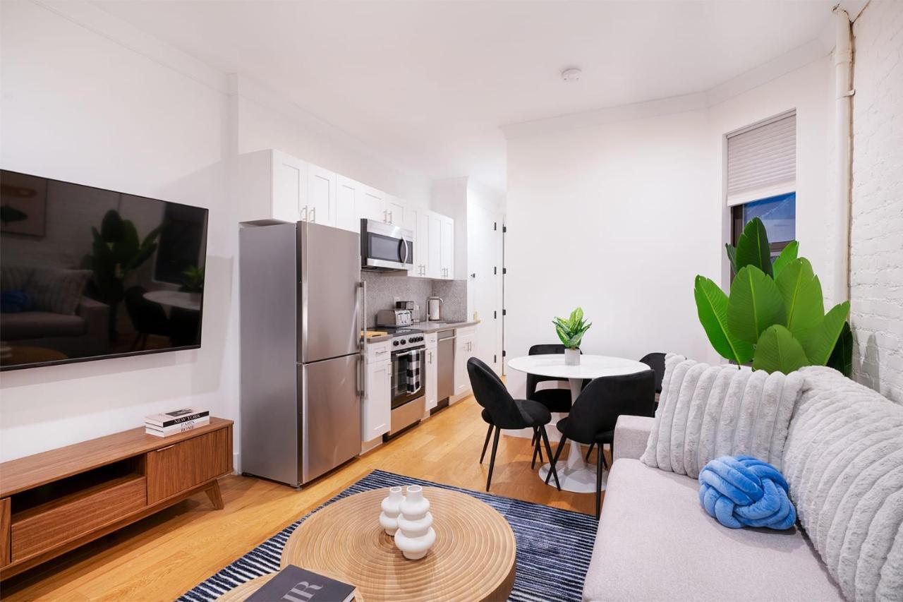 1290-8 New Renovated 2 Bedrooms In Ues Apartment New York